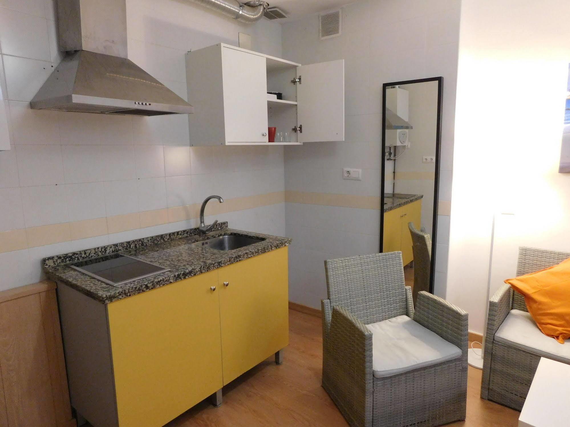 Cadiz Inn Backpackers Dış mekan fotoğraf
