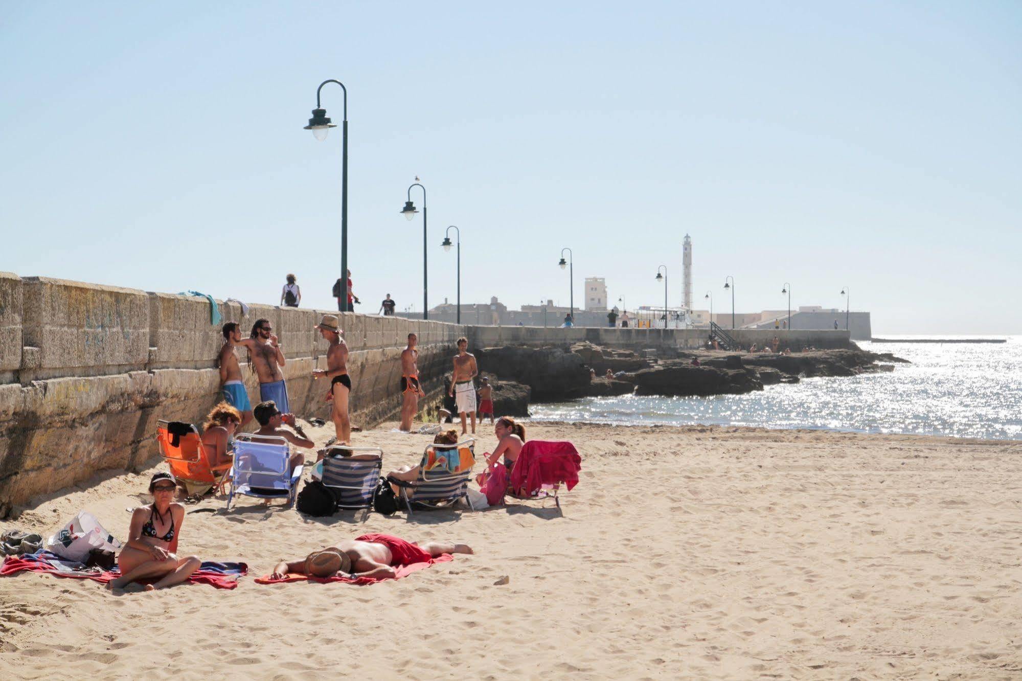 Cadiz Inn Backpackers Dış mekan fotoğraf